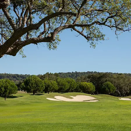 Arrabida & Golf Academy Resort 4*